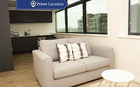 Dashing 1Br Penthouse Near Mcr Stadiums